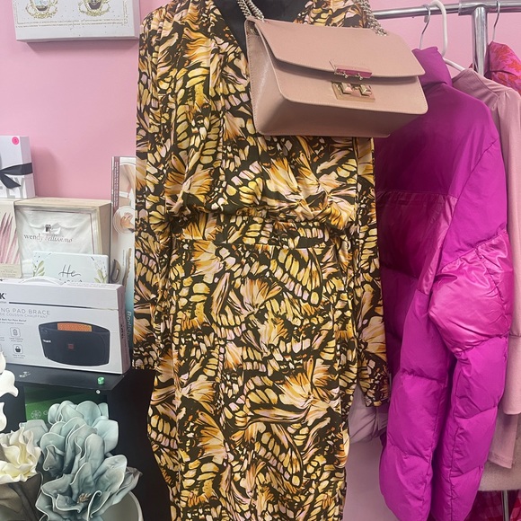 NWT RIVER ISLAND 🏝 RUCHE DRESS - Picture 7 of 11